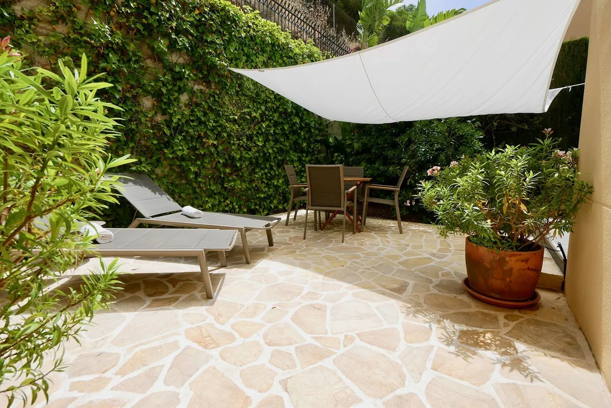 90b6a6ba-30ab-4735-8bc9-1234a3d41640