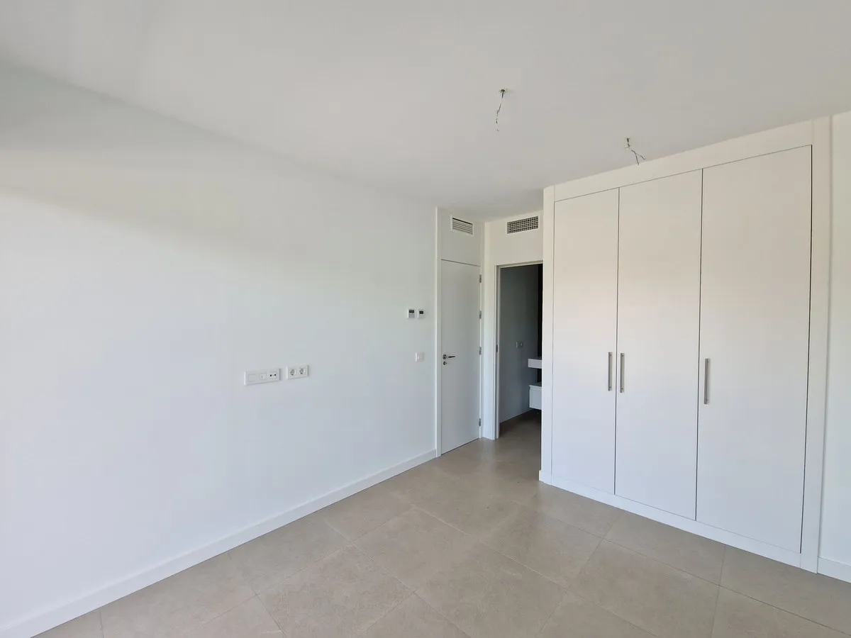 3d5f0dc3-b628-4ee7-97a8-5e846c98c643