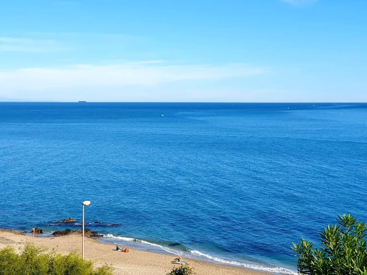 5ffa504c-bc78-4ee2-a8a6-04d8c0304a2b