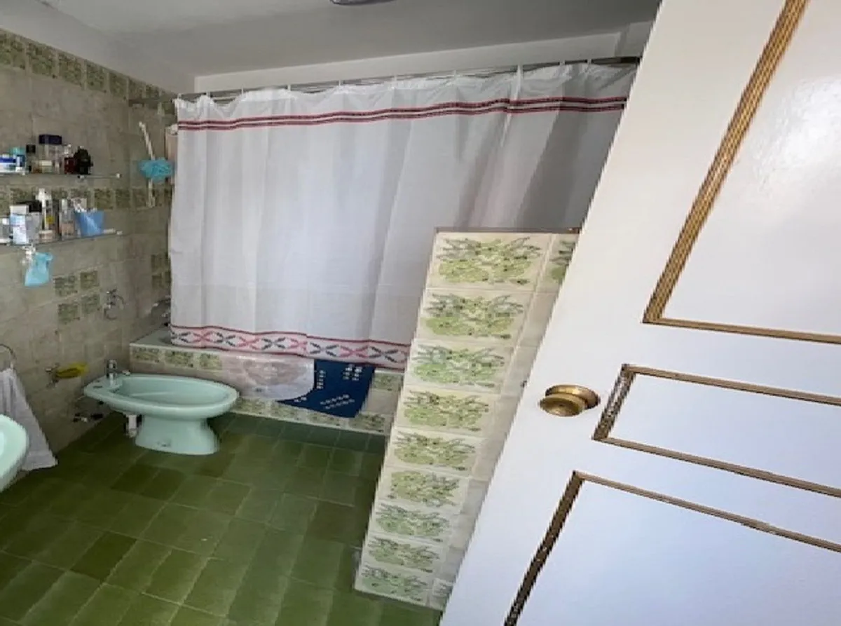 05a04b16-0b44-477d-8753-3cad025b172c