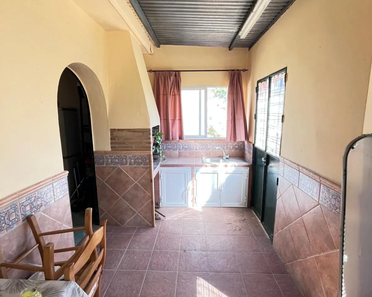 c3cb839b-67a5-4cde-a4f8-0c3ba1ec5478