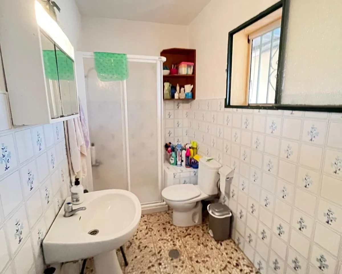 fa056c81-3667-4de0-9cd6-5000503f5f52