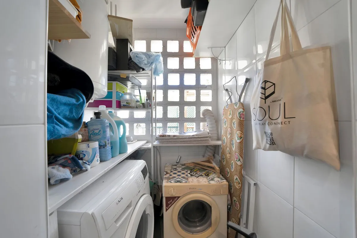 7cb61061-22b0-422e-8b62-afba3885795e