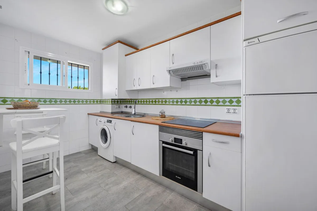 06977030-cc6b-40ef-a365-fa288a7381d3