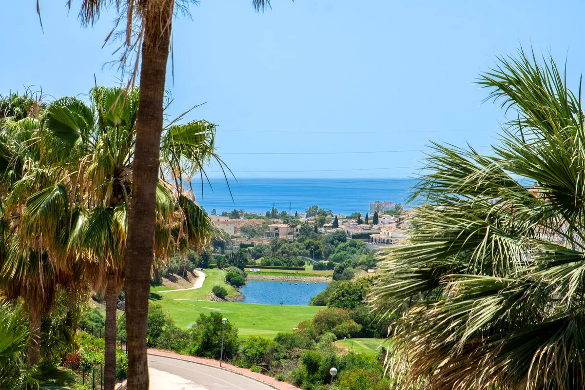 b294a3c8-887b-4f20-b56b-b9c45647d146