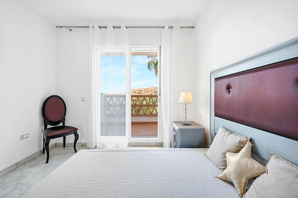 c6251140-f12f-43ac-b34c-e578213f2115