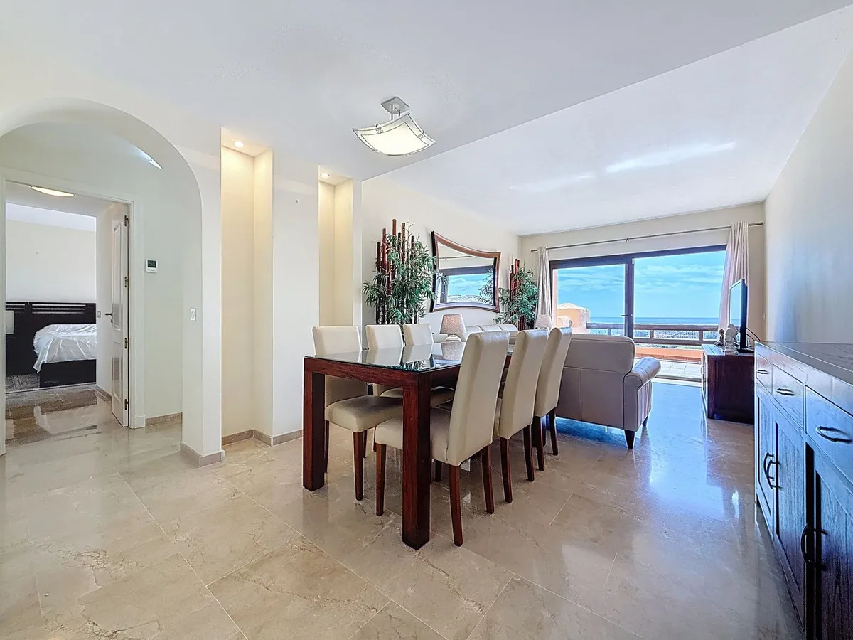 4dbc3593-4af7-4b92-97cf-3ca9bbc5bcec