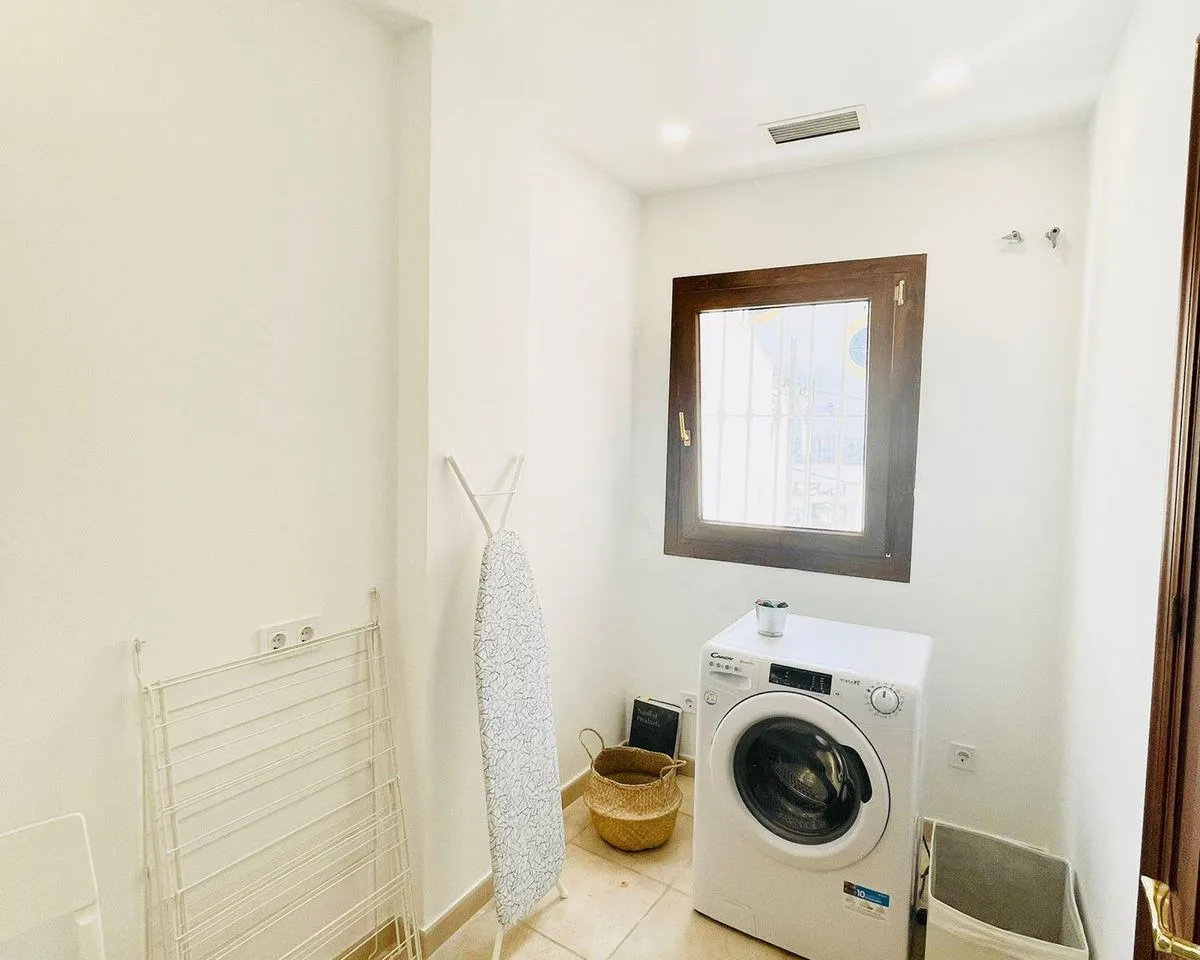 764ddc48-2f18-4bdb-92e0-7ca9c128702c