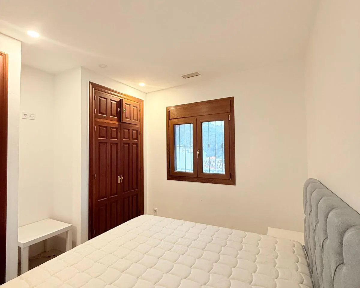 c5d23c7b-0bfa-4266-9016-f35a917242e9