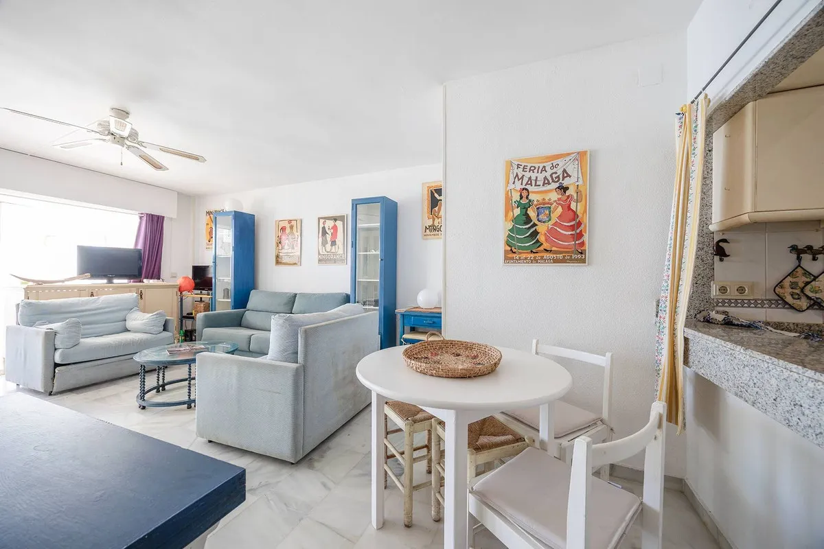 7a2c248e-f906-43fc-86b7-f855f4894cbc