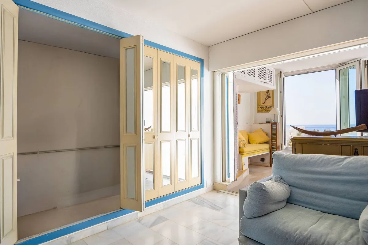 9f45102a-121b-41eb-9962-e8c23637518c