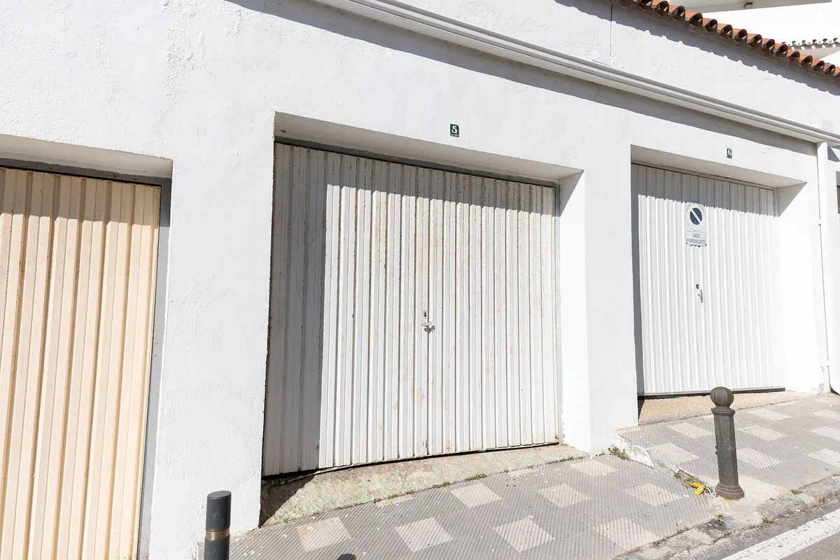 e6013df9-e058-4424-b2b1-d47fc4dfc494