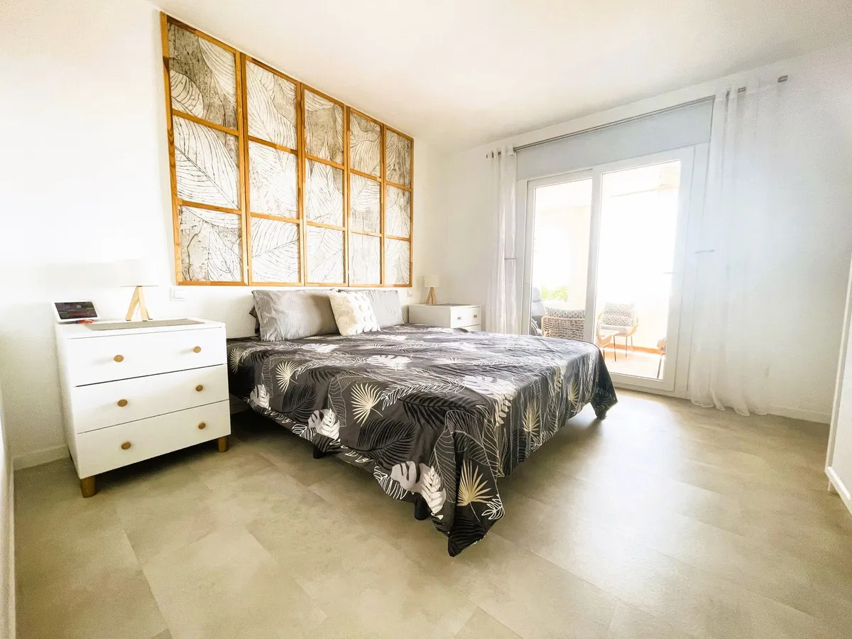 1e14c1f1-c0d2-4c50-adfb-6cf803044dde