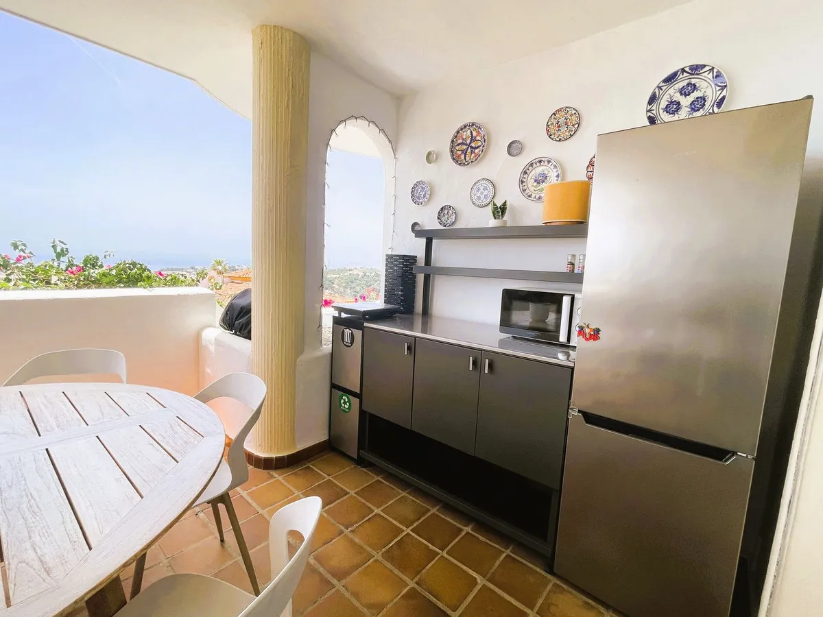 53afb1e4-0433-4226-a1ad-ac86a990d9d8