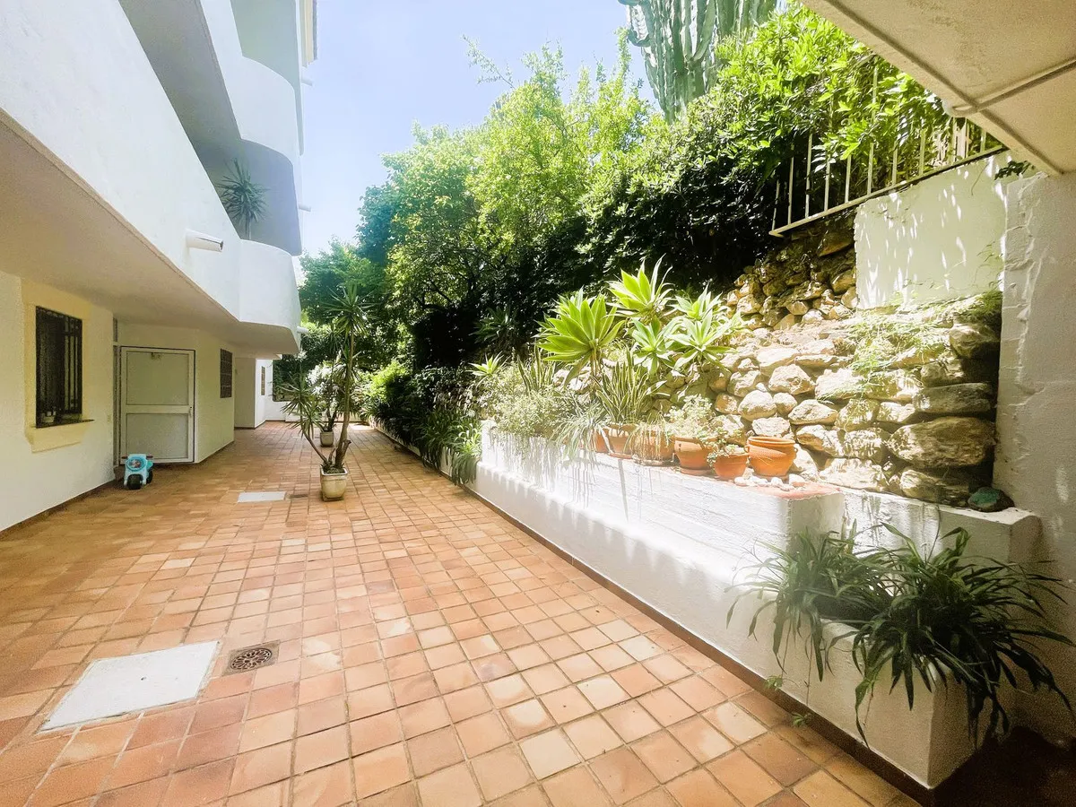 c186fe1e-587e-4dd4-8871-b0433bf42f57