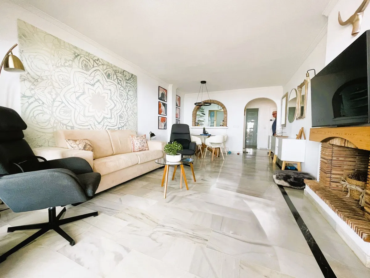 d6b9b277-2977-4093-b005-76159220a90b