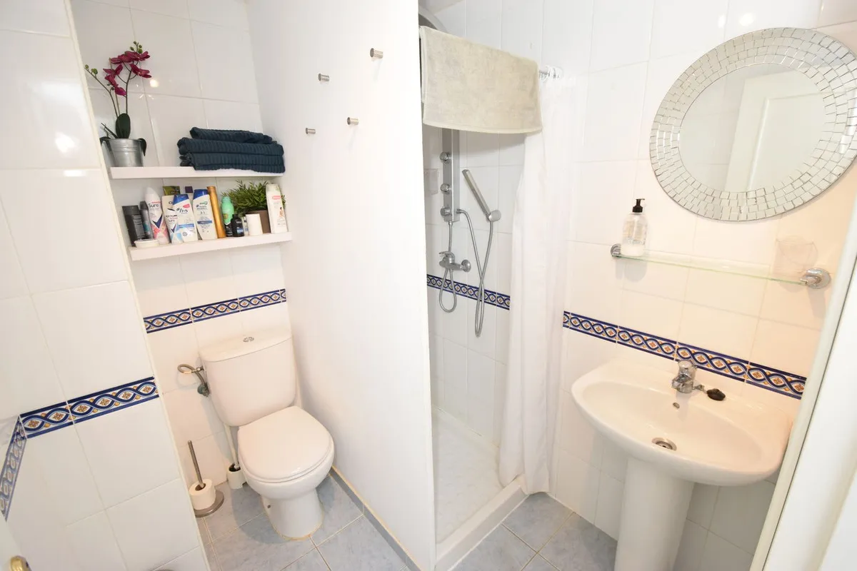 79f3e2dc-a712-4cc7-a16b-80e0a33831d0