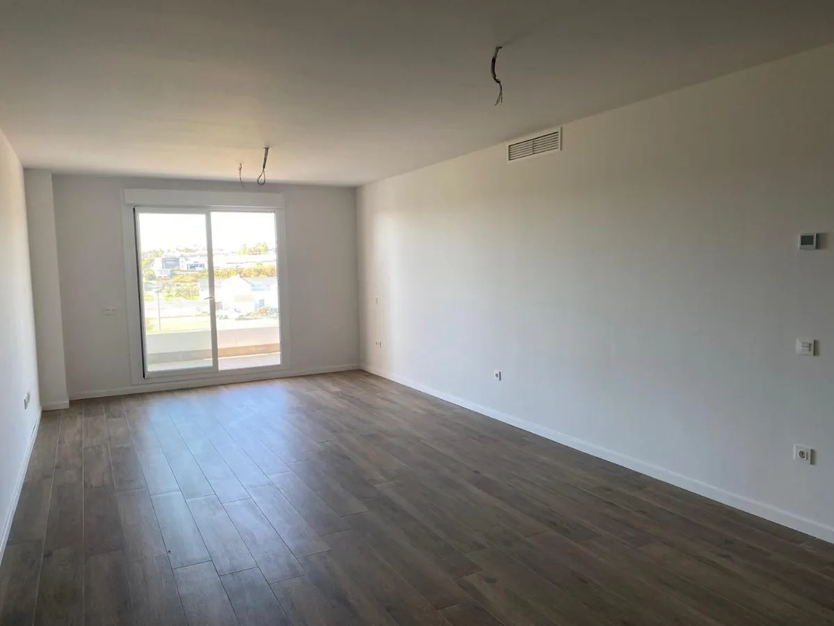 69843500-3df9-4a2d-b495-e6844399f505