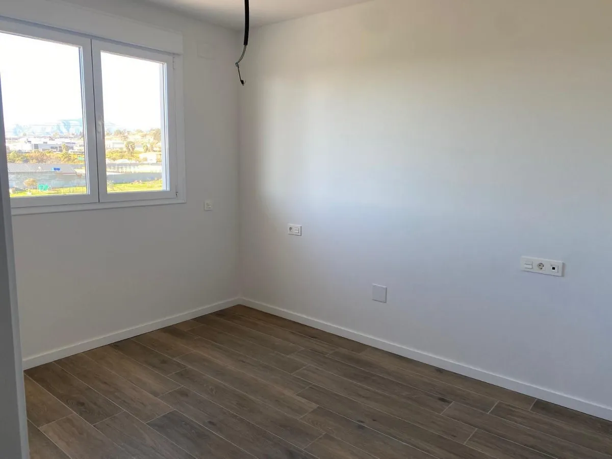 ad0ba4bc-d8e6-413b-8544-f5f649ec3c05