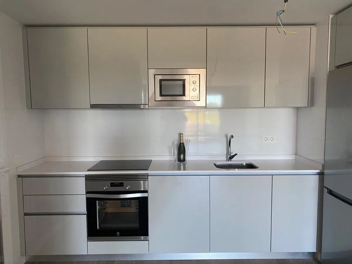 cfb7e533-dc8e-41ec-abdc-b7bd1d782de1