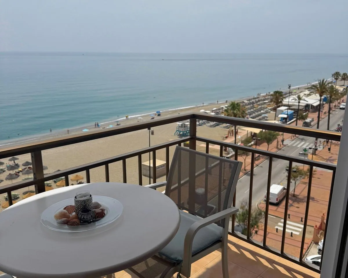 21438c95-0267-43f3-aebc-c3642bc01745