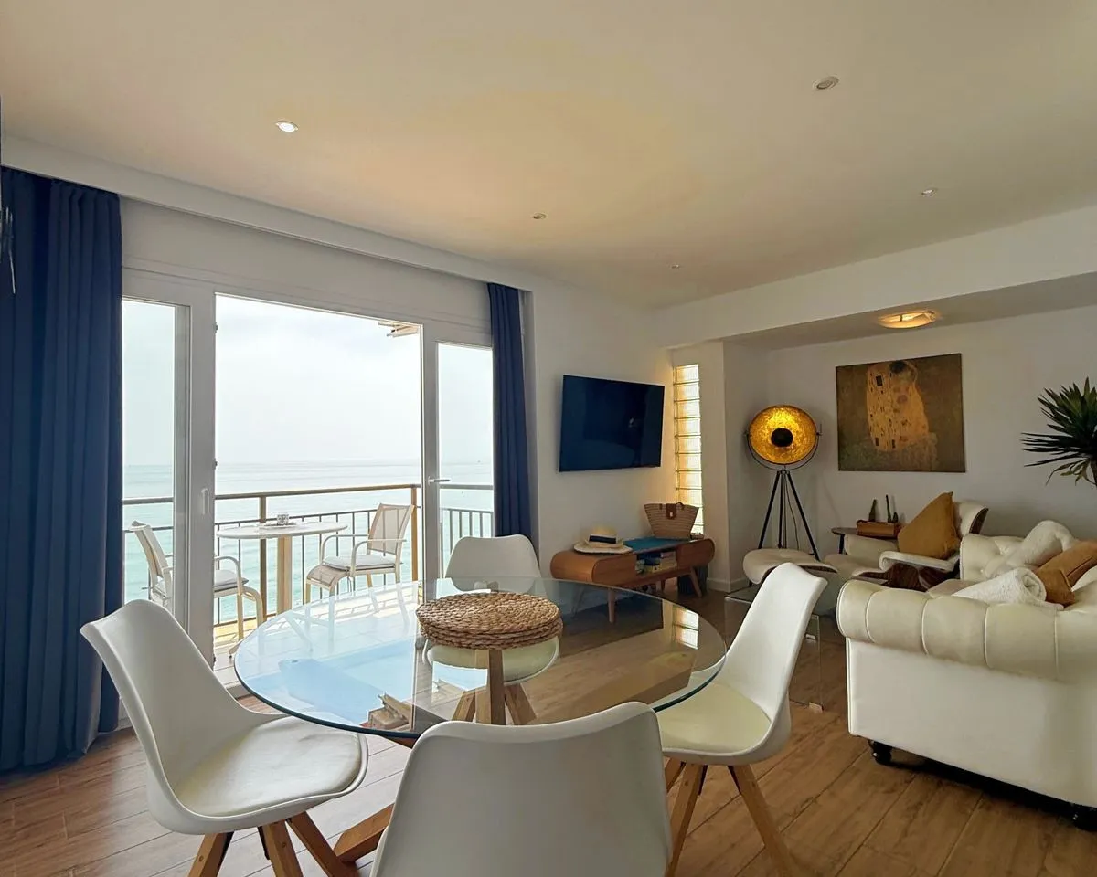 a1d314fe-cbcf-4982-bc6a-de8d6d3610c9