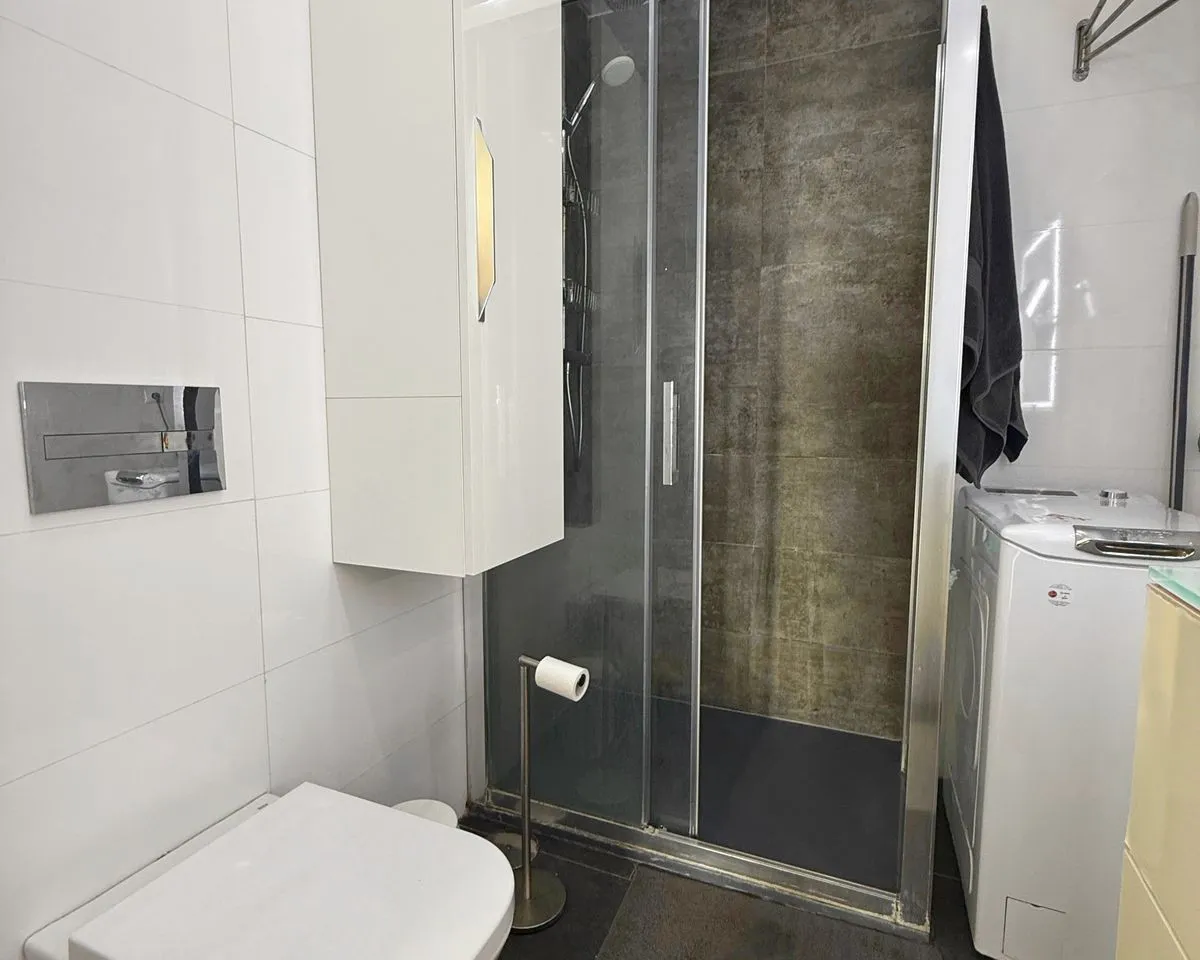 cfd2b816-87e7-4b28-8383-fa742bacb441