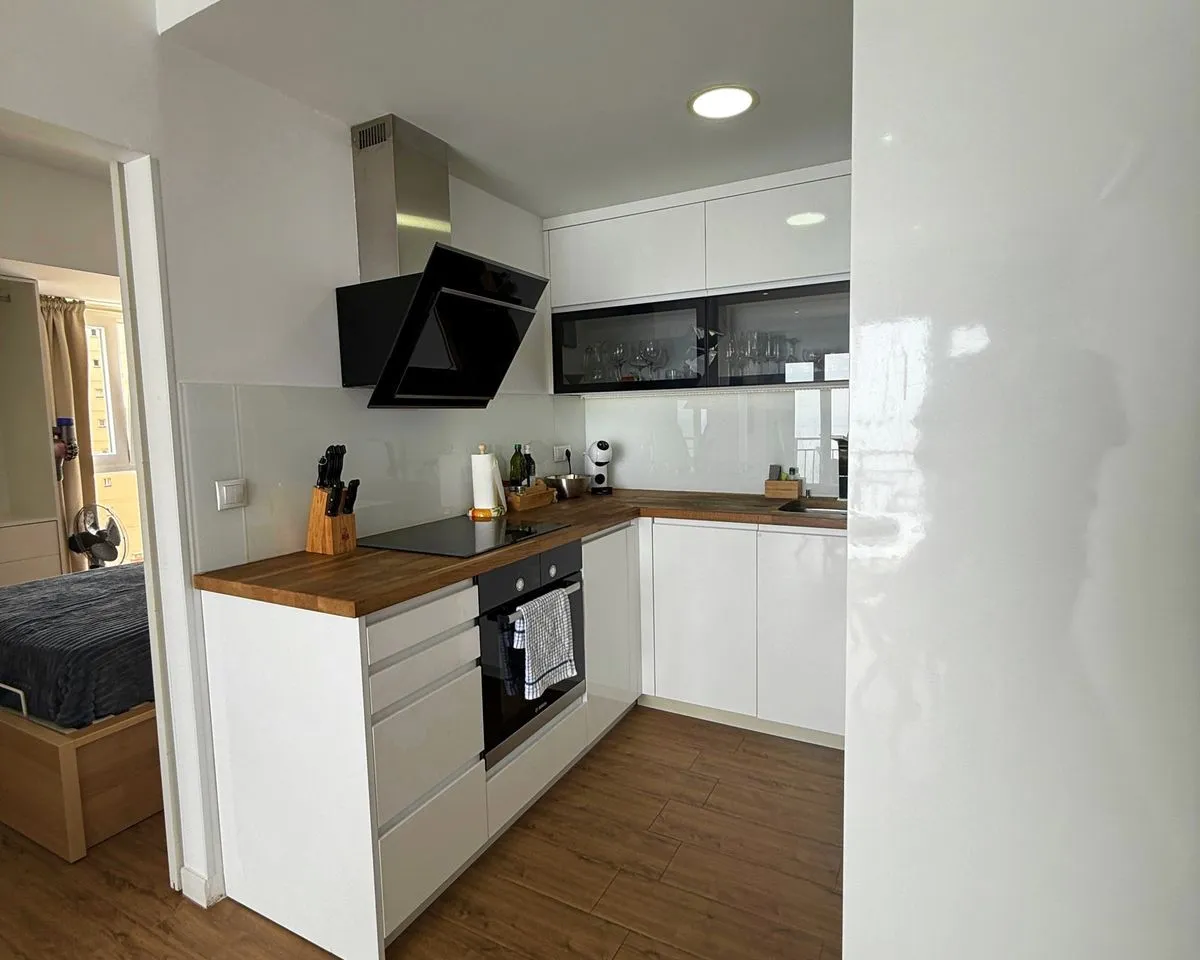 e6fdb7b1-e992-4ae4-82b8-f7863393d6f2