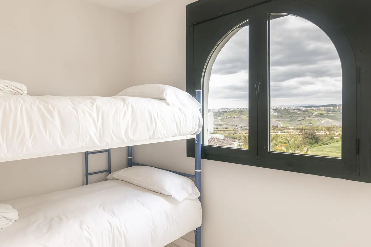 35a3bd3c-ca2a-4dff-a449-d9b41faa848d