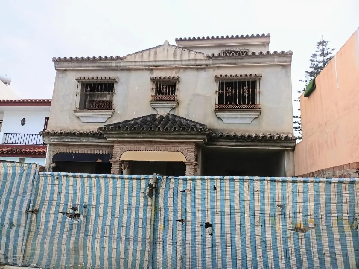 1e7c5c9f-8175-444a-b050-a4fb6282369d