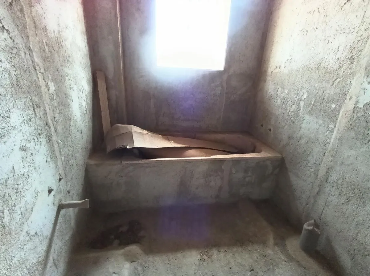 b506e930-94a2-4f59-9384-498cfc729f76