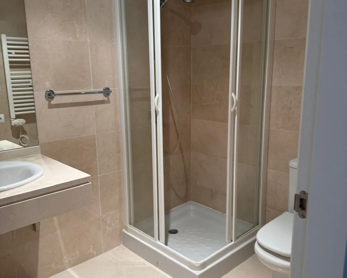 17116cb0-1e48-4195-b0f9-4a1fba8979fc