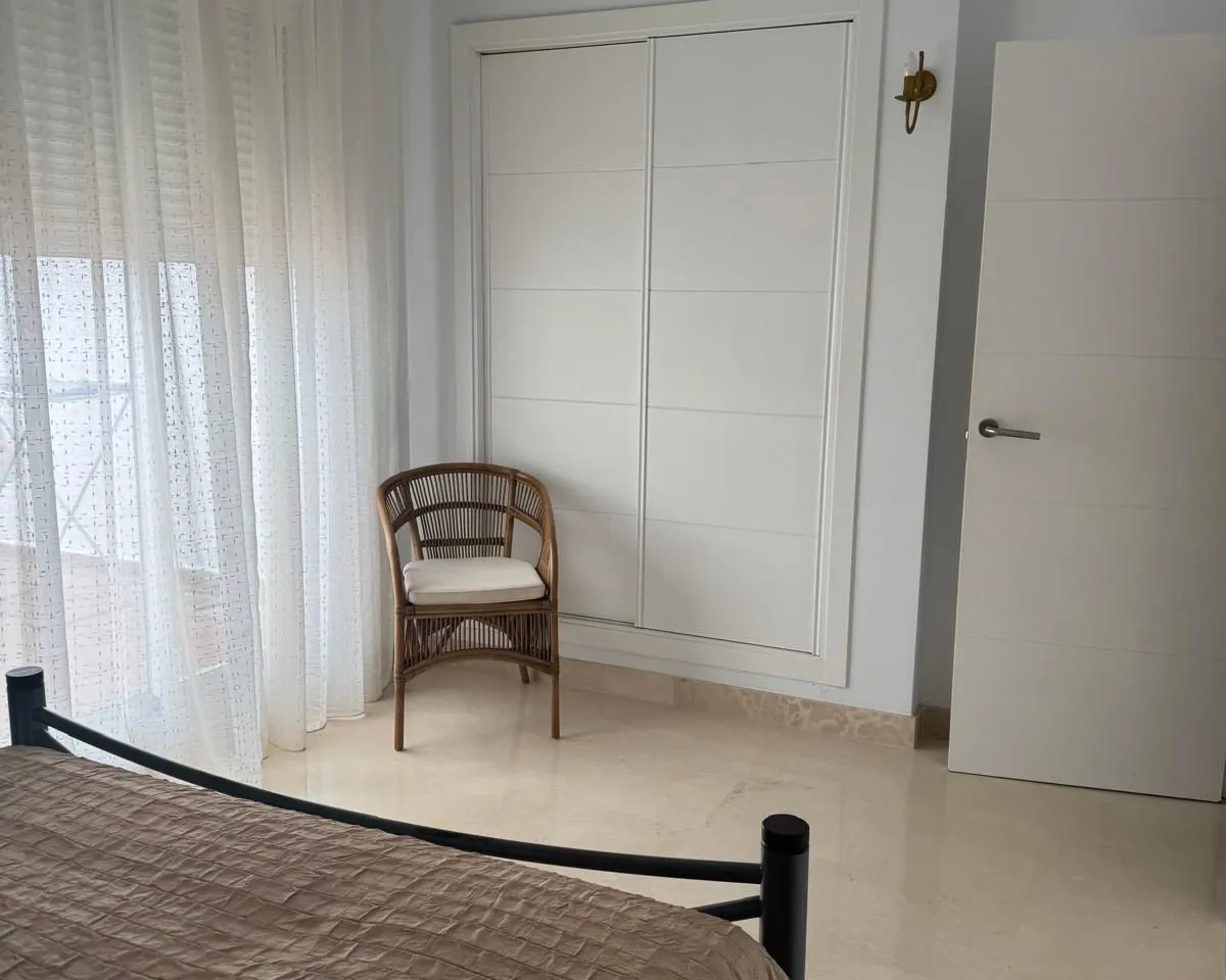 670fd328-58ea-427a-988d-074c7b60a910