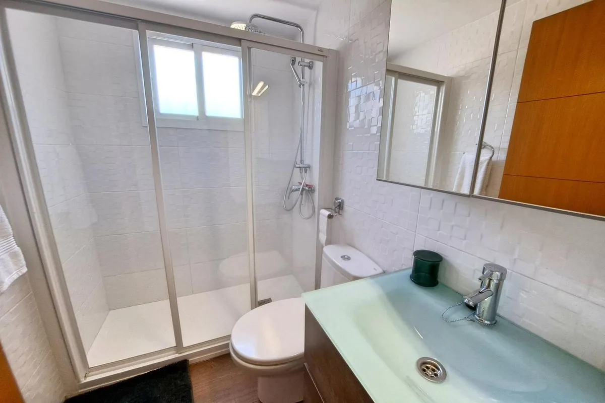 0bbaafbe-f9d8-4bc6-9c50-c62502d84f86