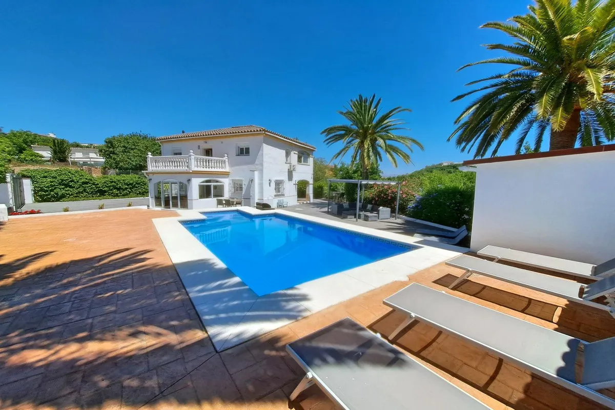 62ce4f3d-d9df-4092-a8a9-60d5a012d4e8