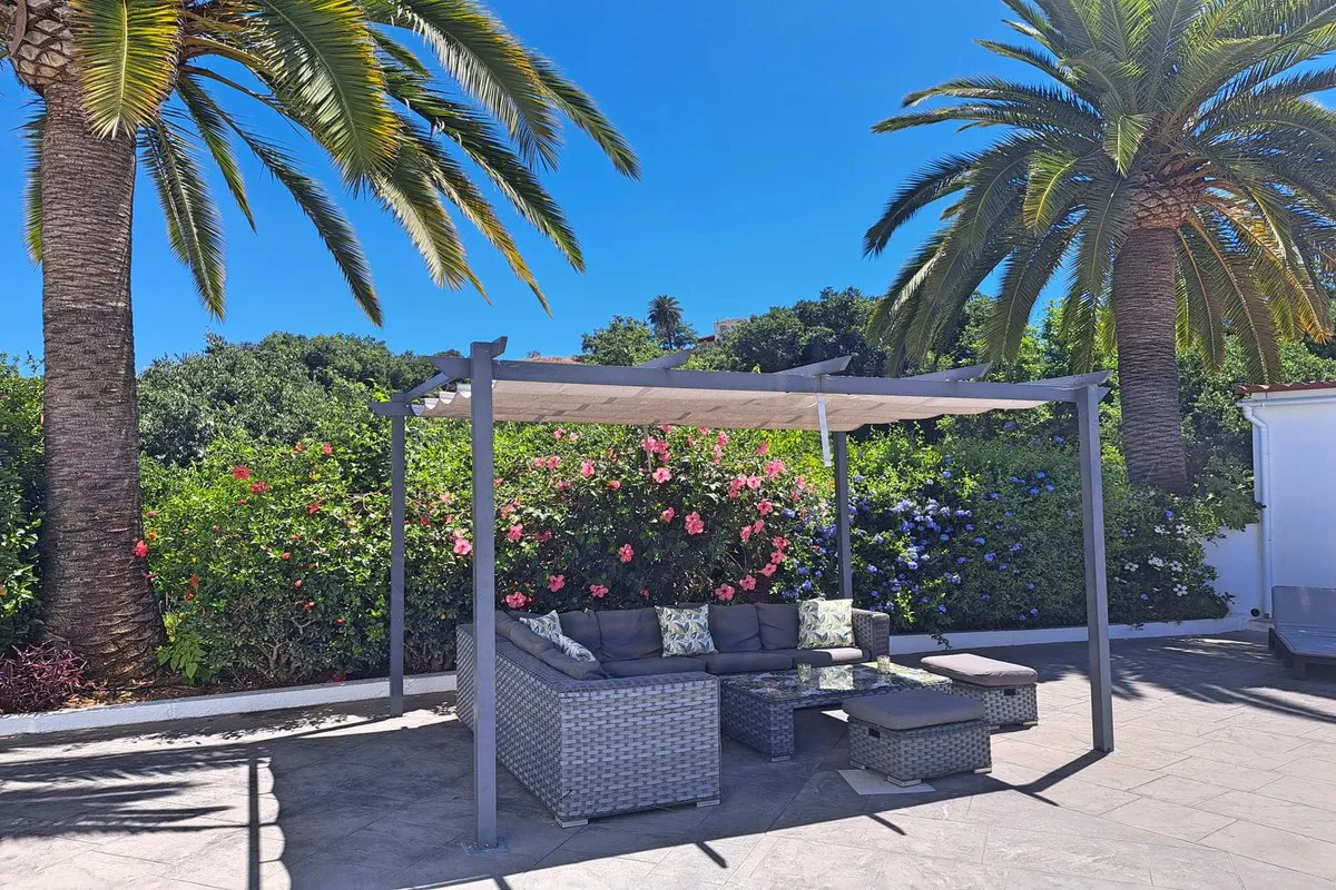 946c37ea-a81a-4e39-8367-35875b49eebf