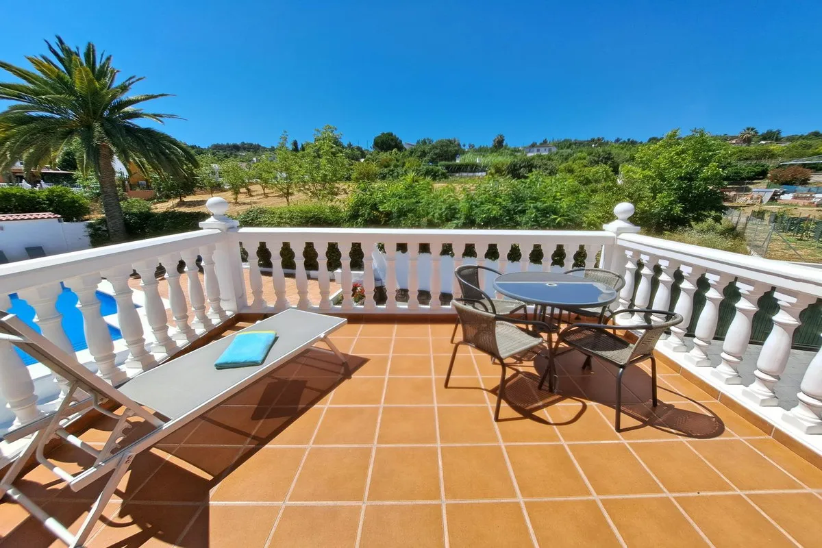 98776050-9041-4a3d-9299-538149f252aa