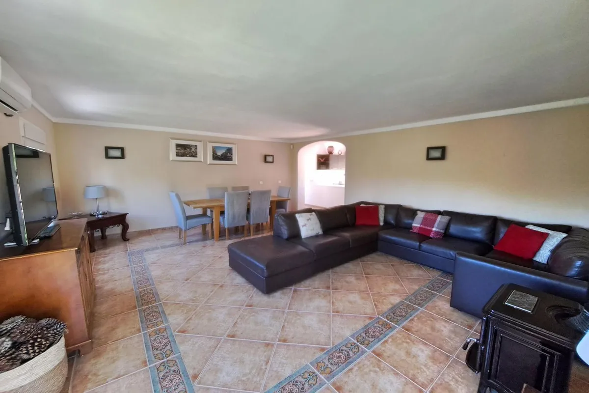 af384a14-0f95-4f5e-ae97-768fcd6822d5