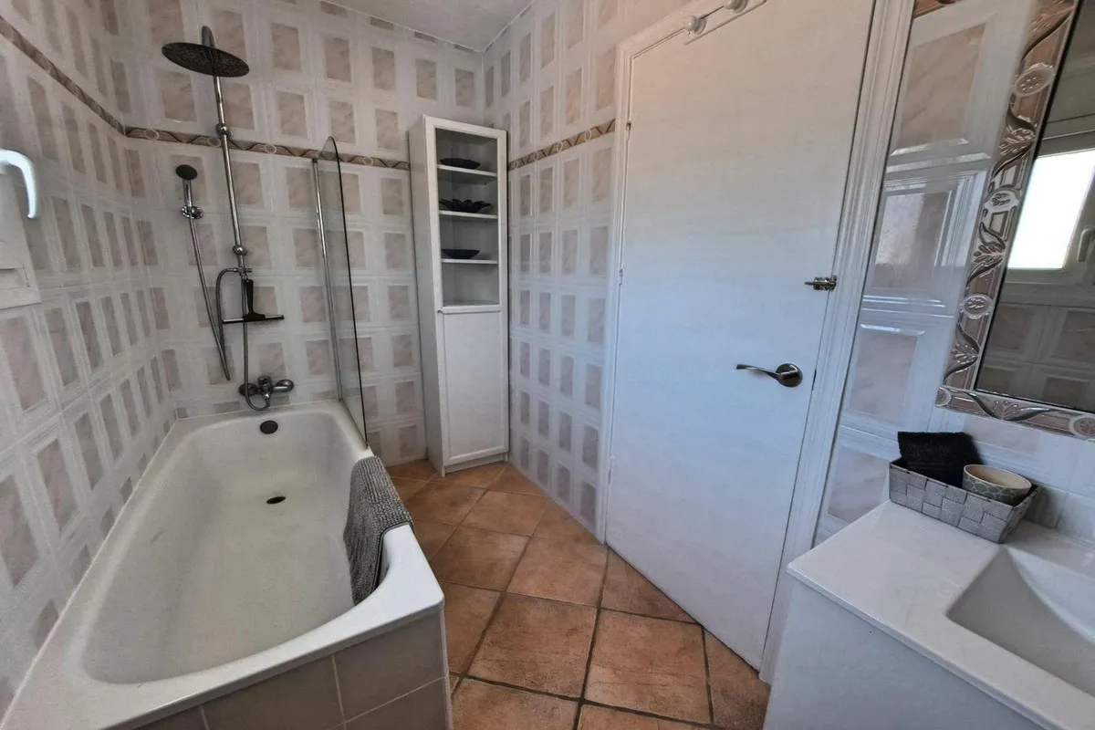 b55d3aa8-0d82-4c16-991e-a17e4909ff52