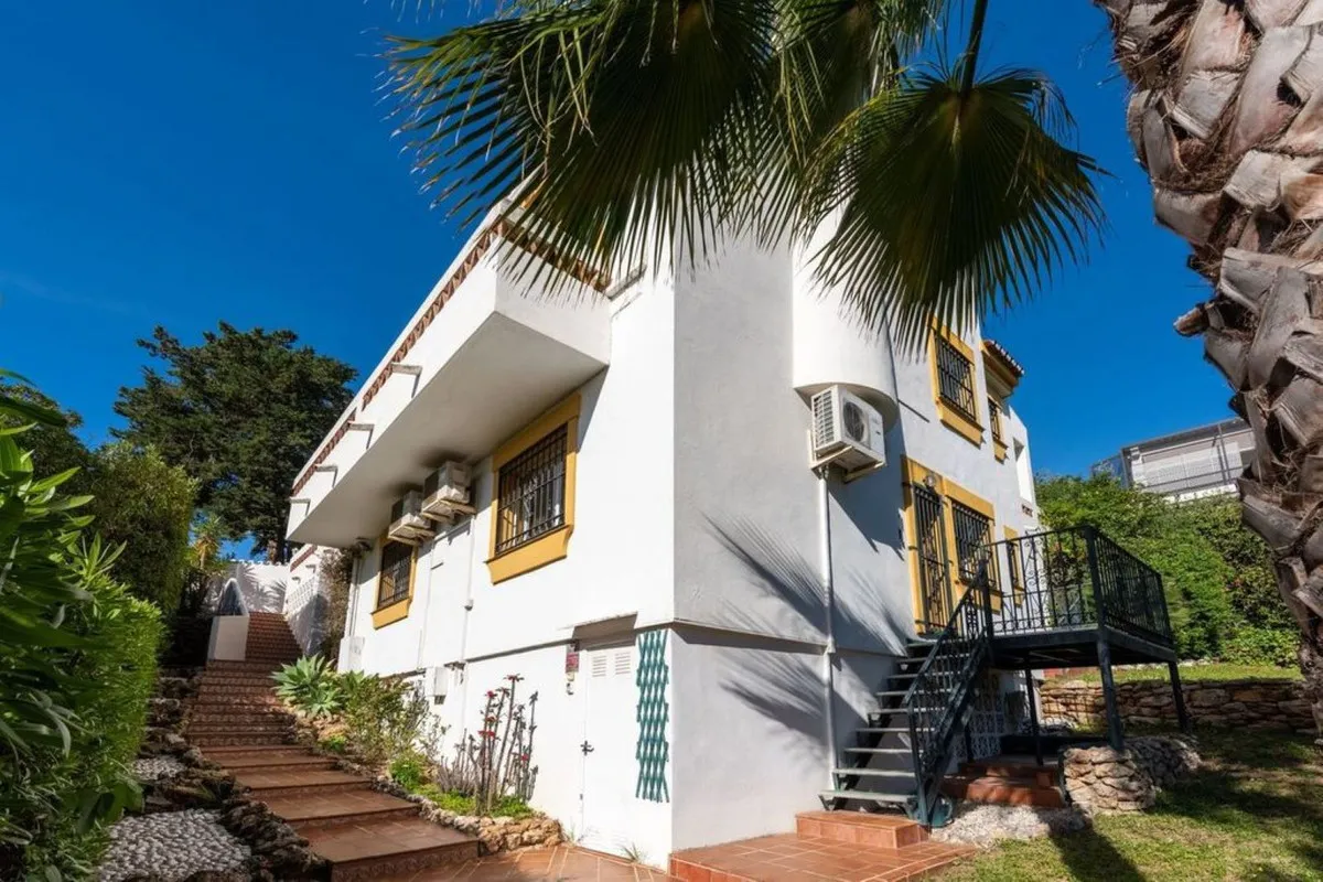 b6adb5e4-5769-4b36-b41c-7f67ad0be33b