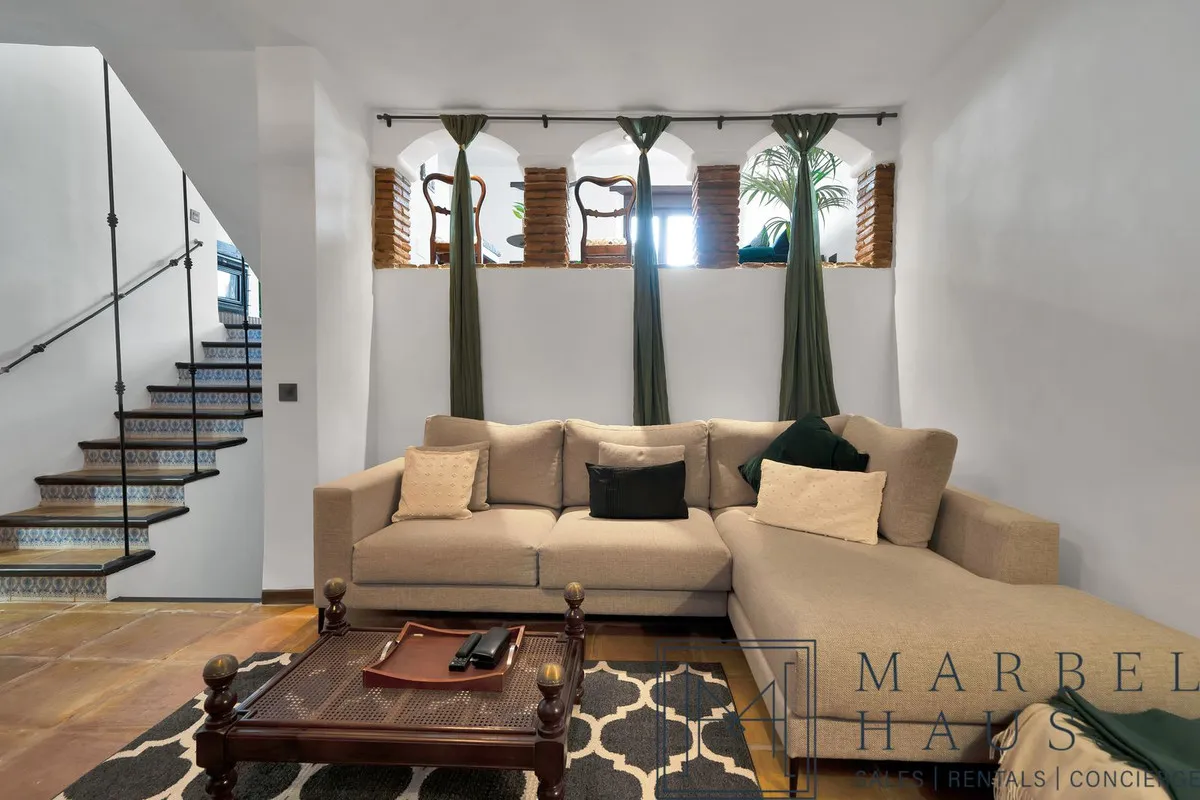 3323aef5-2024-46c8-923e-1e73b986577f