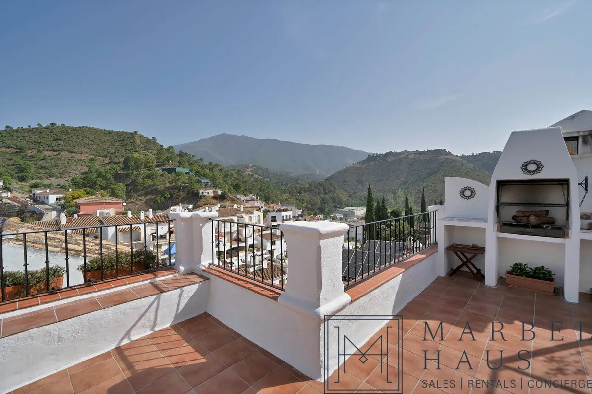 d0bb93b9-bcf3-4bf0-9209-2f4917dc7985