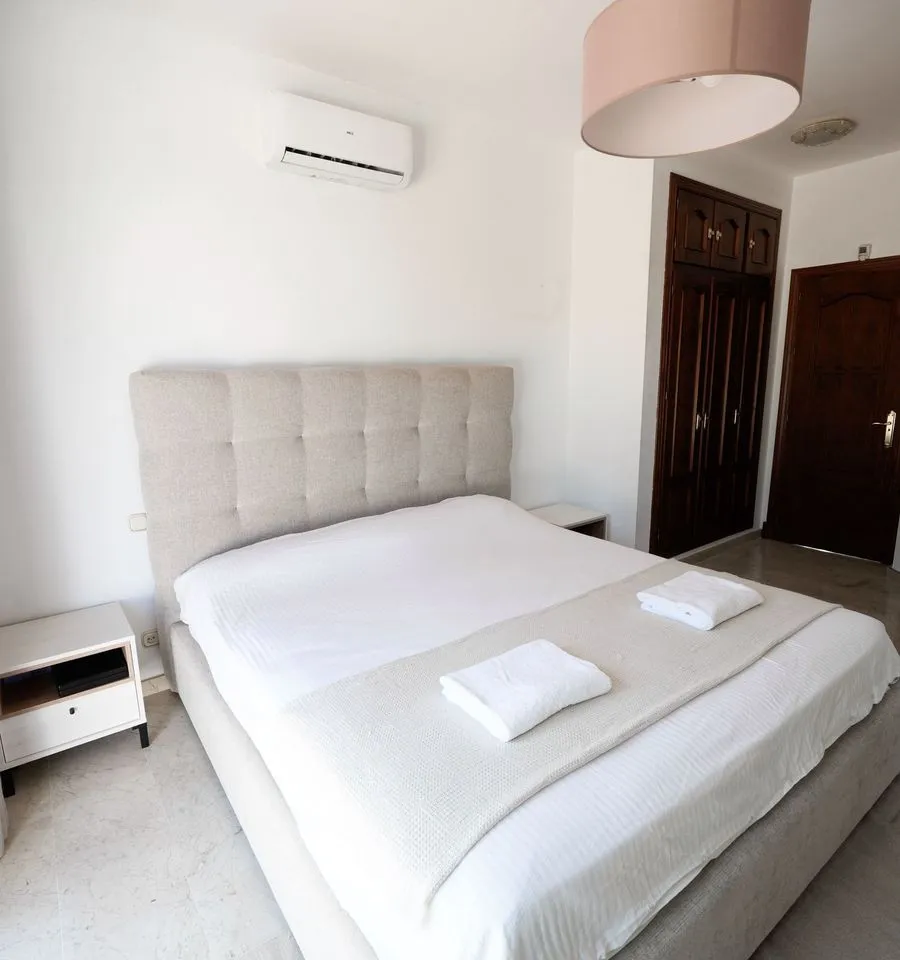 3253d037-5eb1-449a-8c1f-d3002efd7c3a