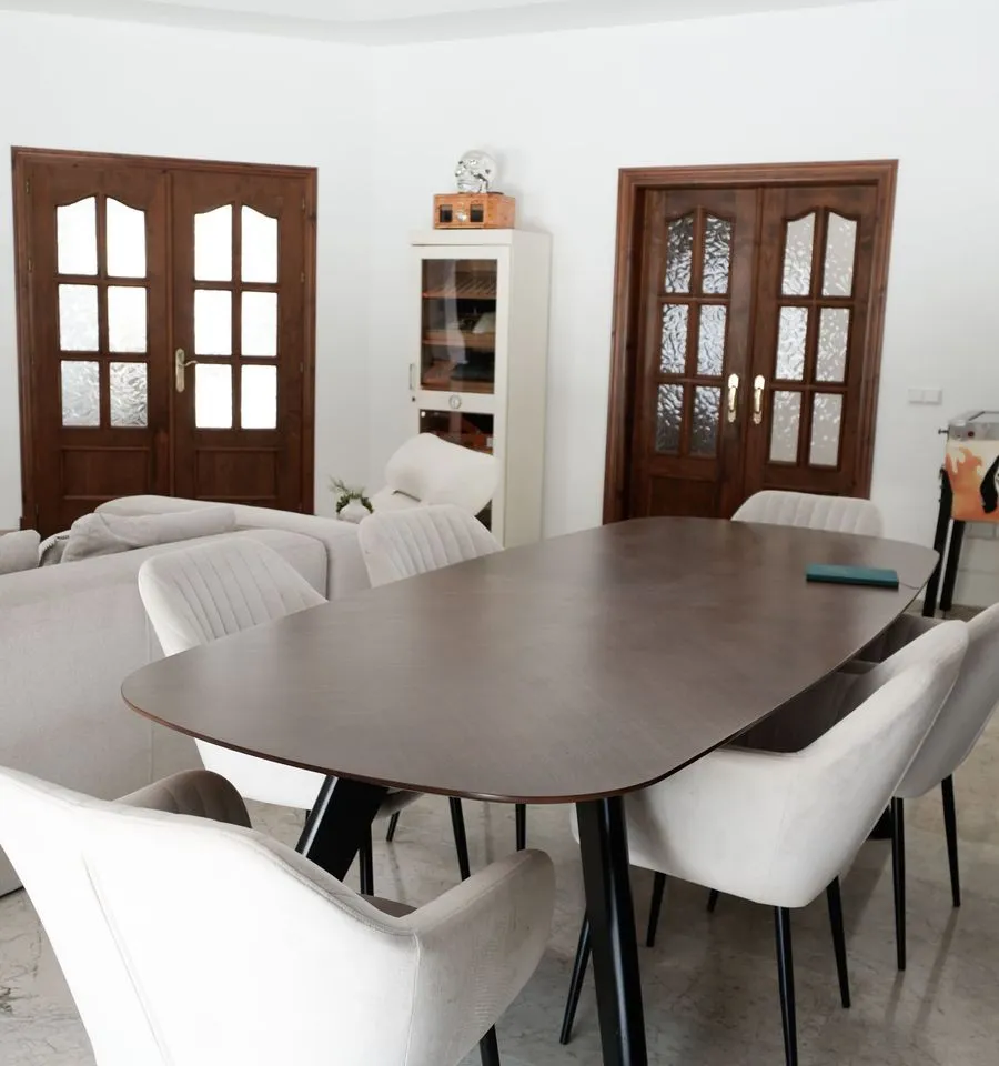 51eb94a3-034d-4223-9995-994bc5c74008