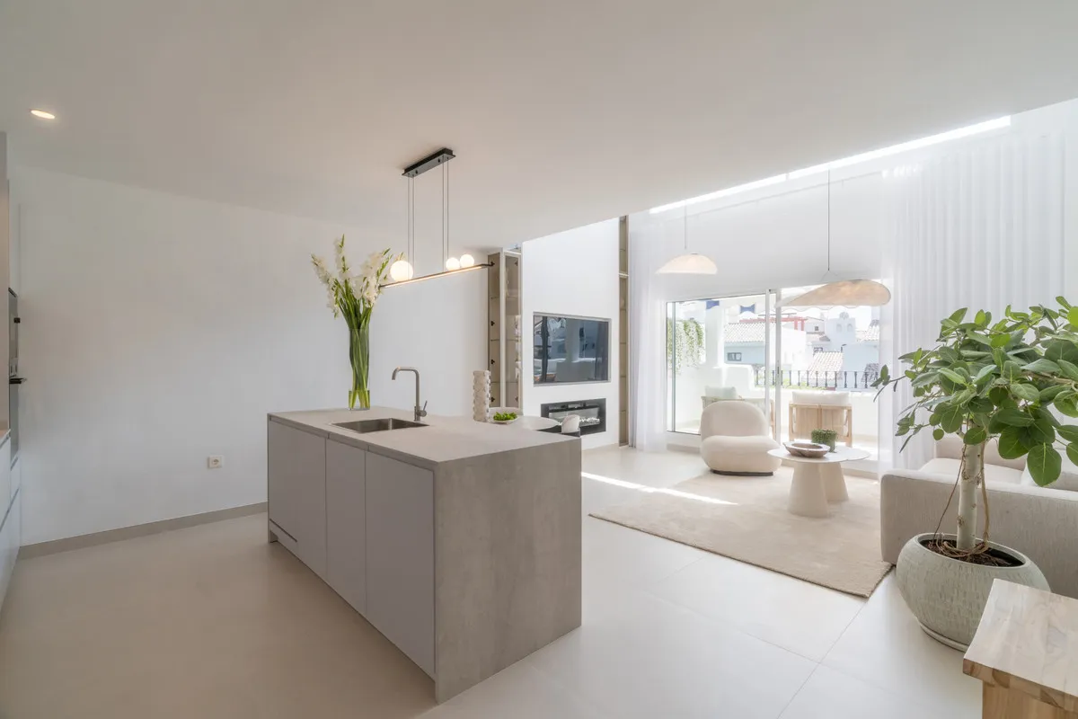 63521115-906c-4fba-9b0e-3014c51a684f