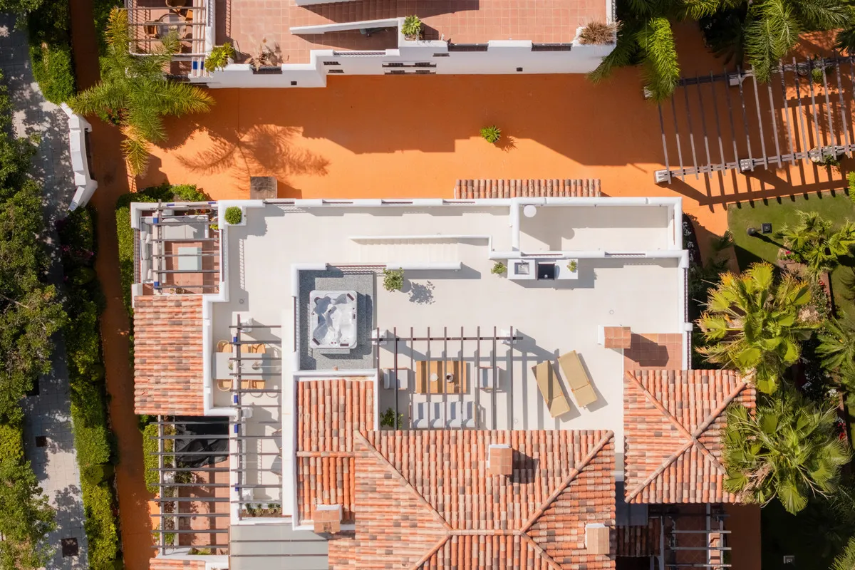 f16d48f0-c176-479d-9f94-2a220e90e616