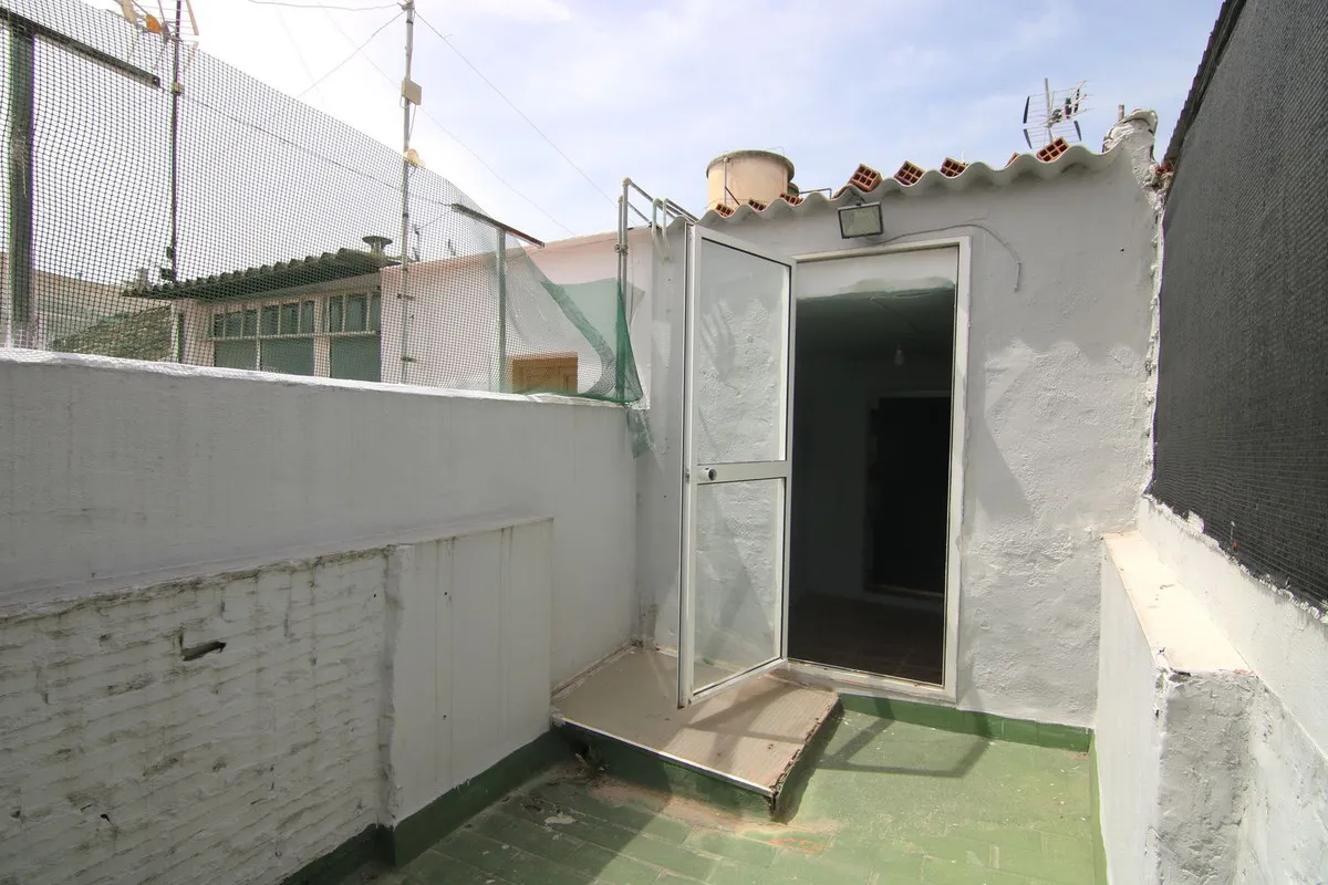 592f1e3d-ca15-4567-8f85-f022f1b272eb