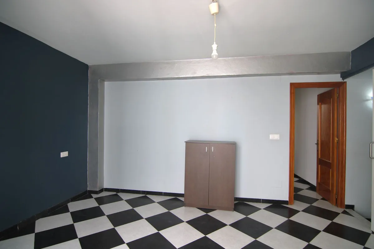 7209ebab-3ed7-44db-a101-0e1f81a8a303