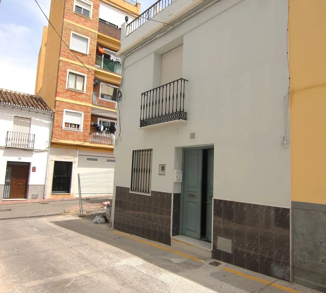 a06a9481-0c9b-4dd2-9a24-f8ce21a7fb55