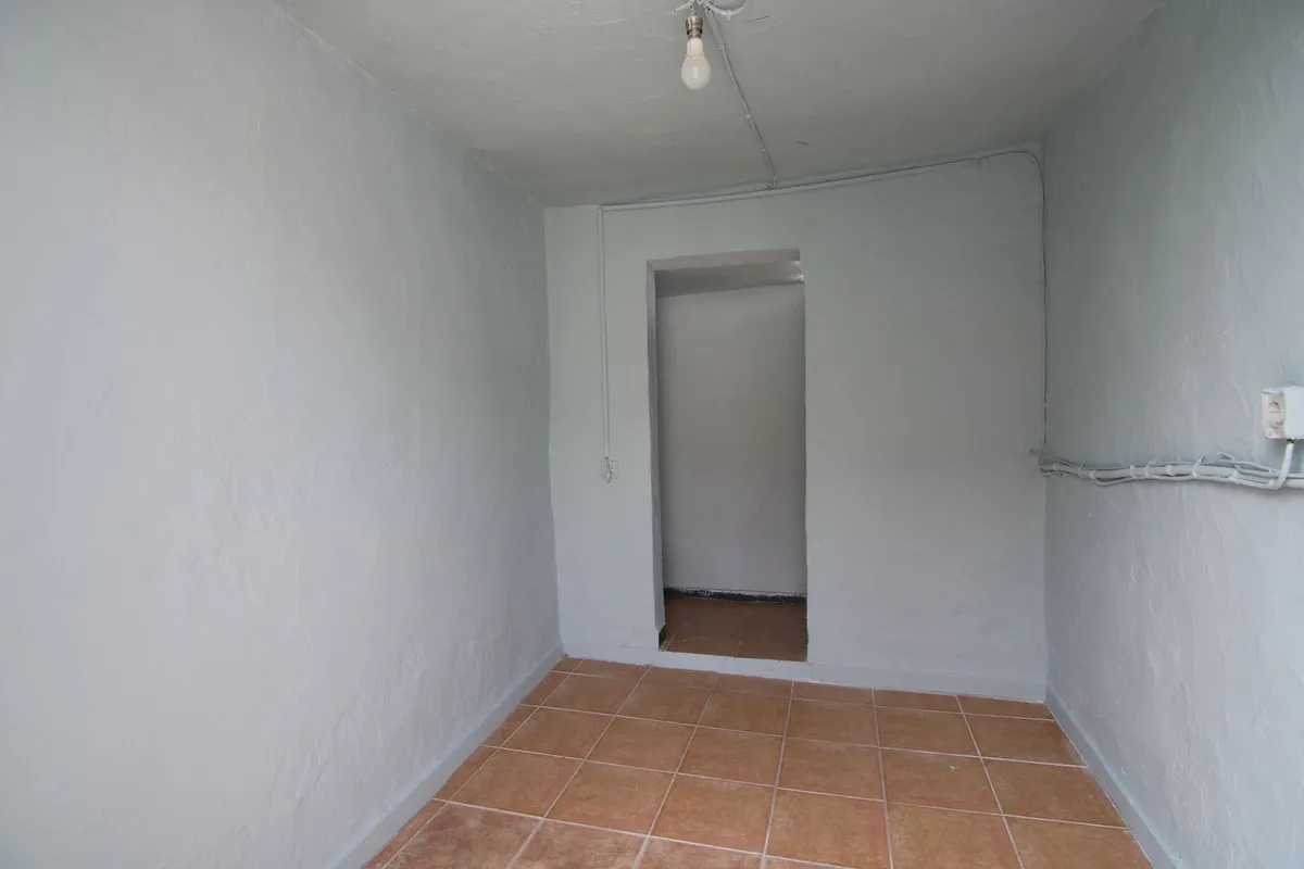 b70b768d-88fa-4d79-8ec1-18f5bb54770a